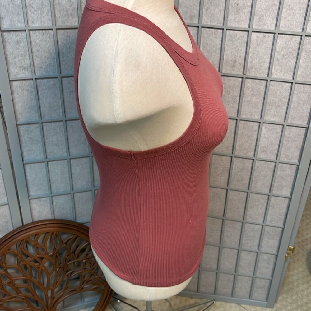 Gap Ribbed Tank Top, Size Extra Small, Rust - Picture 3 of 7